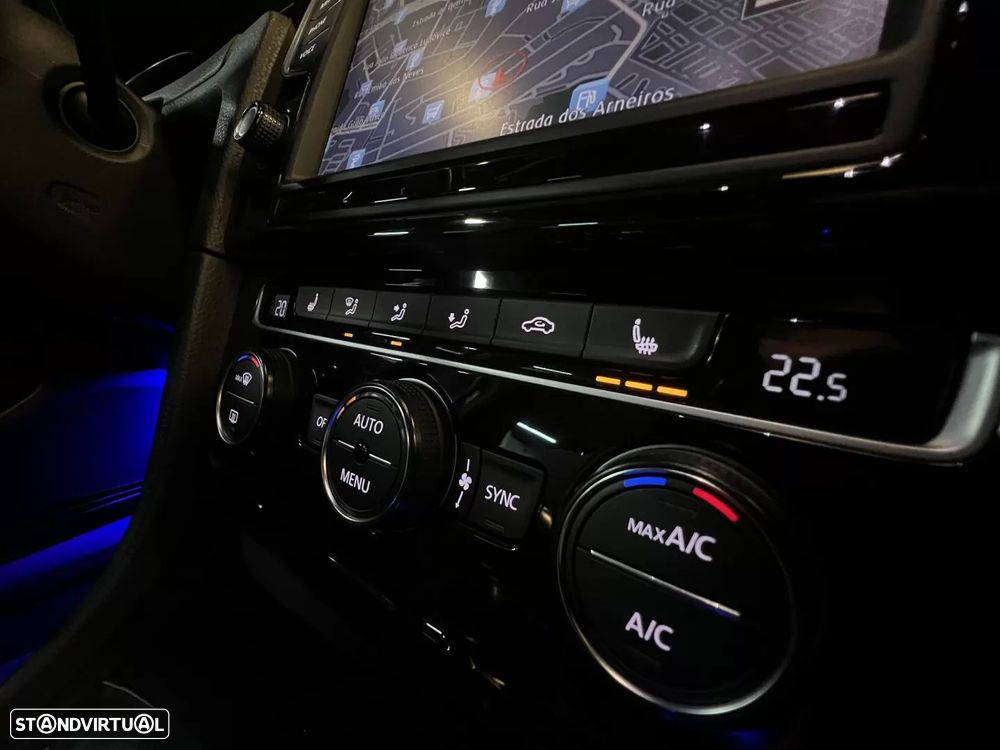 VW Golf 2.0 TSI R DSG - 21