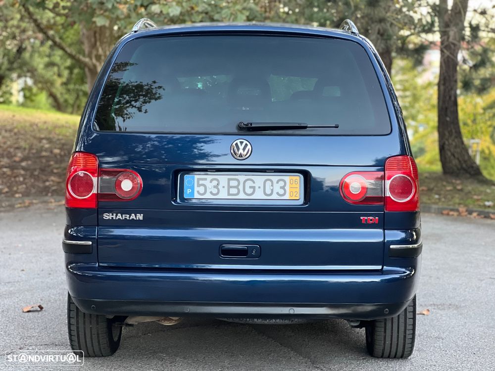 VW Sharan 1.9 TDi Highline TA AC - 4