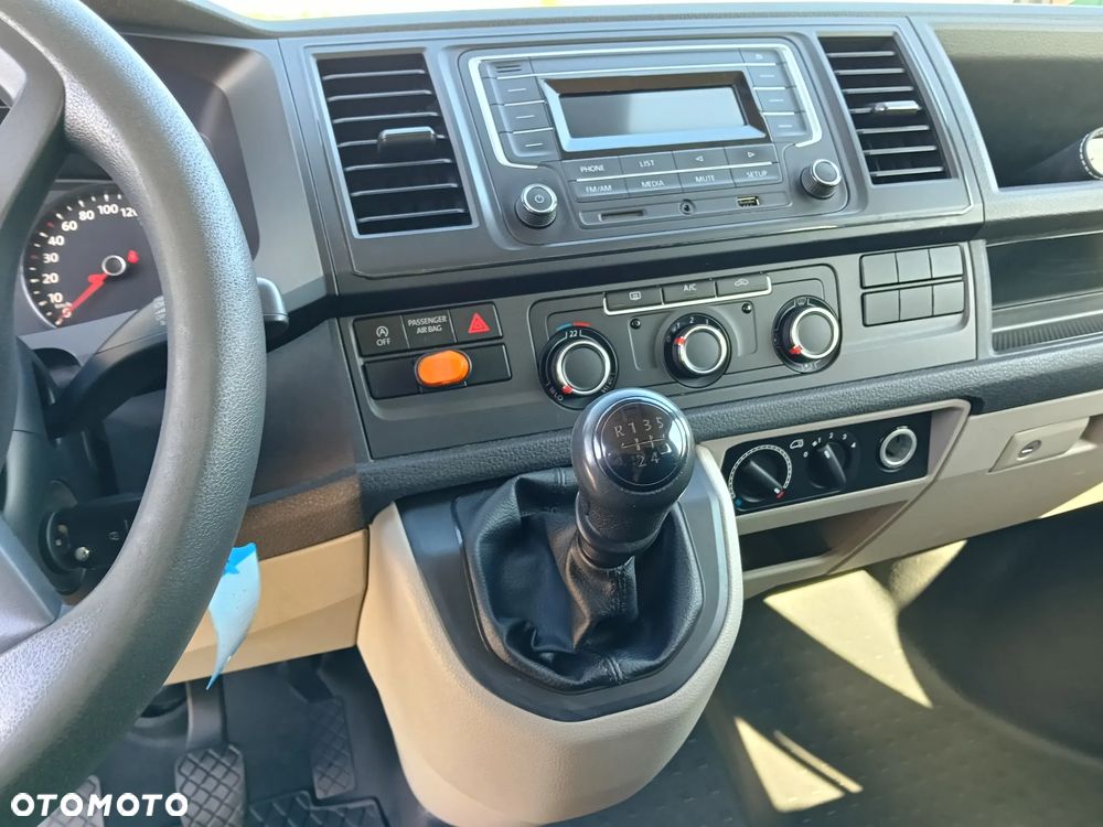 Volkswagen T6 Long 7 osobowy - 14