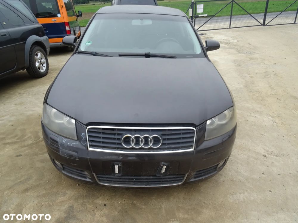 Audi a3 8p 3D Lakier(LZ7L) na części maska zderzak drzwi błotnik klapa - 1