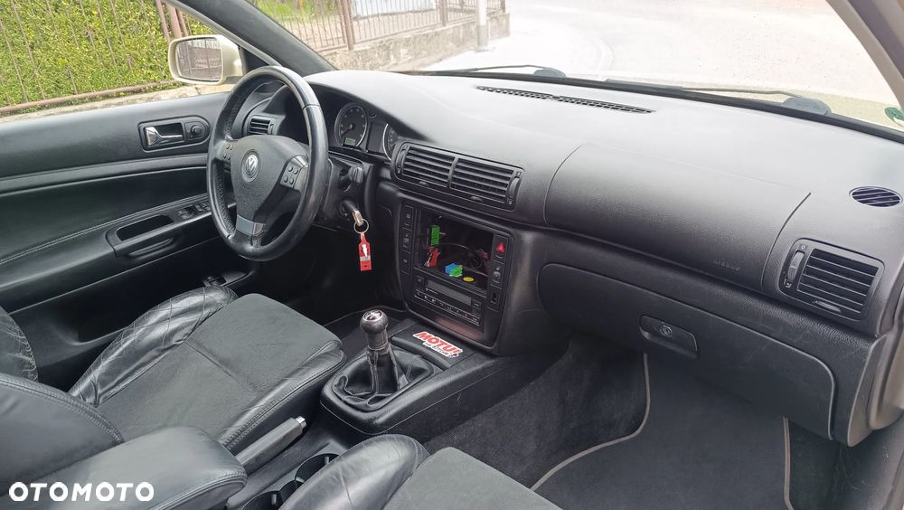 Volkswagen Passat 2.0 Exclusive - 10