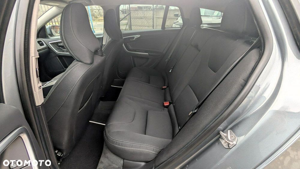 Volvo V60 - 14
