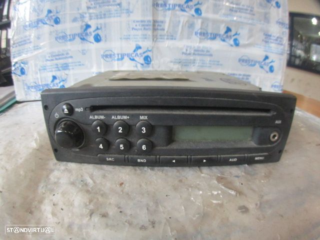 Radios 281112231R RENAULT TRAFIC 2 2010 2.0DCI 90CV 4P BRANCO ORIGINAL - 1