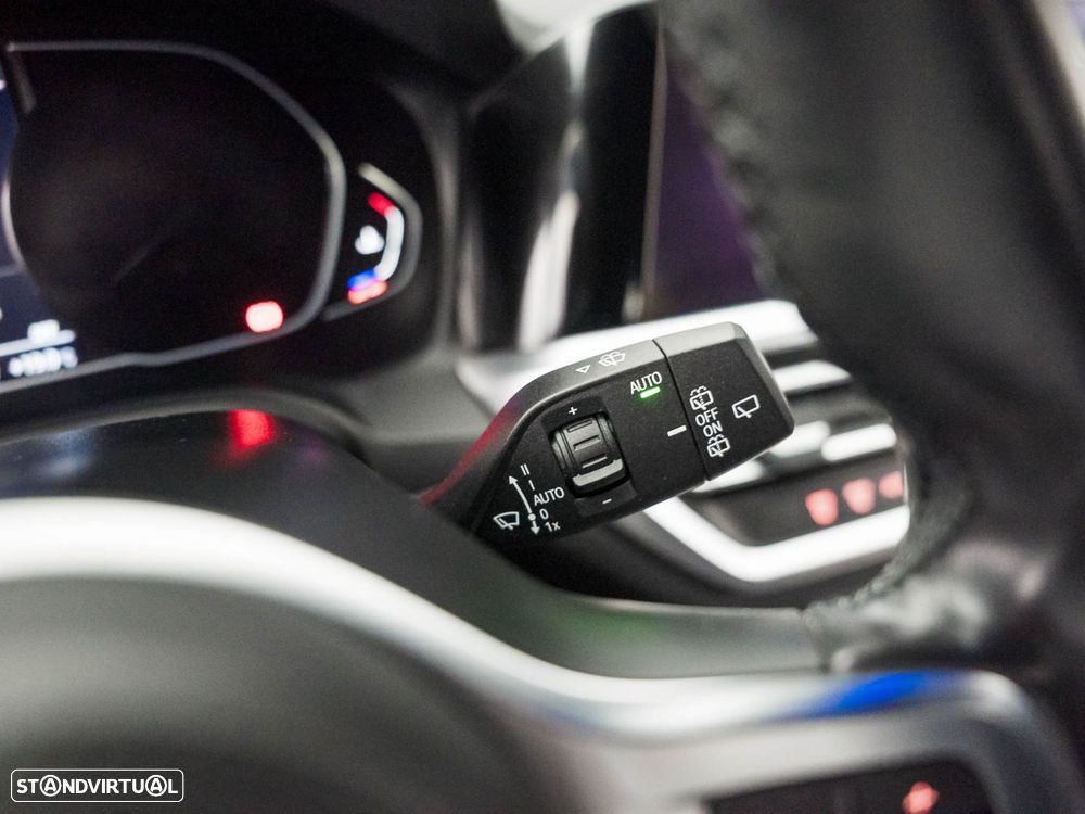 BMW 318 d Touring Pack M Auto - 24