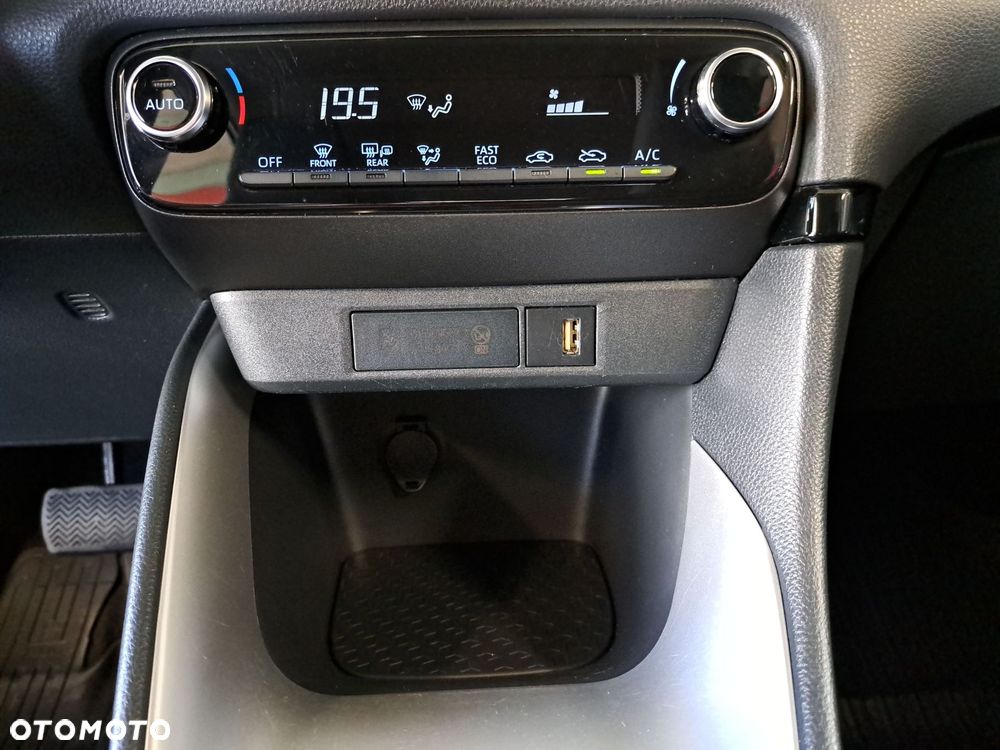 Toyota Yaris Hybrid 1.5 Comfort - 25