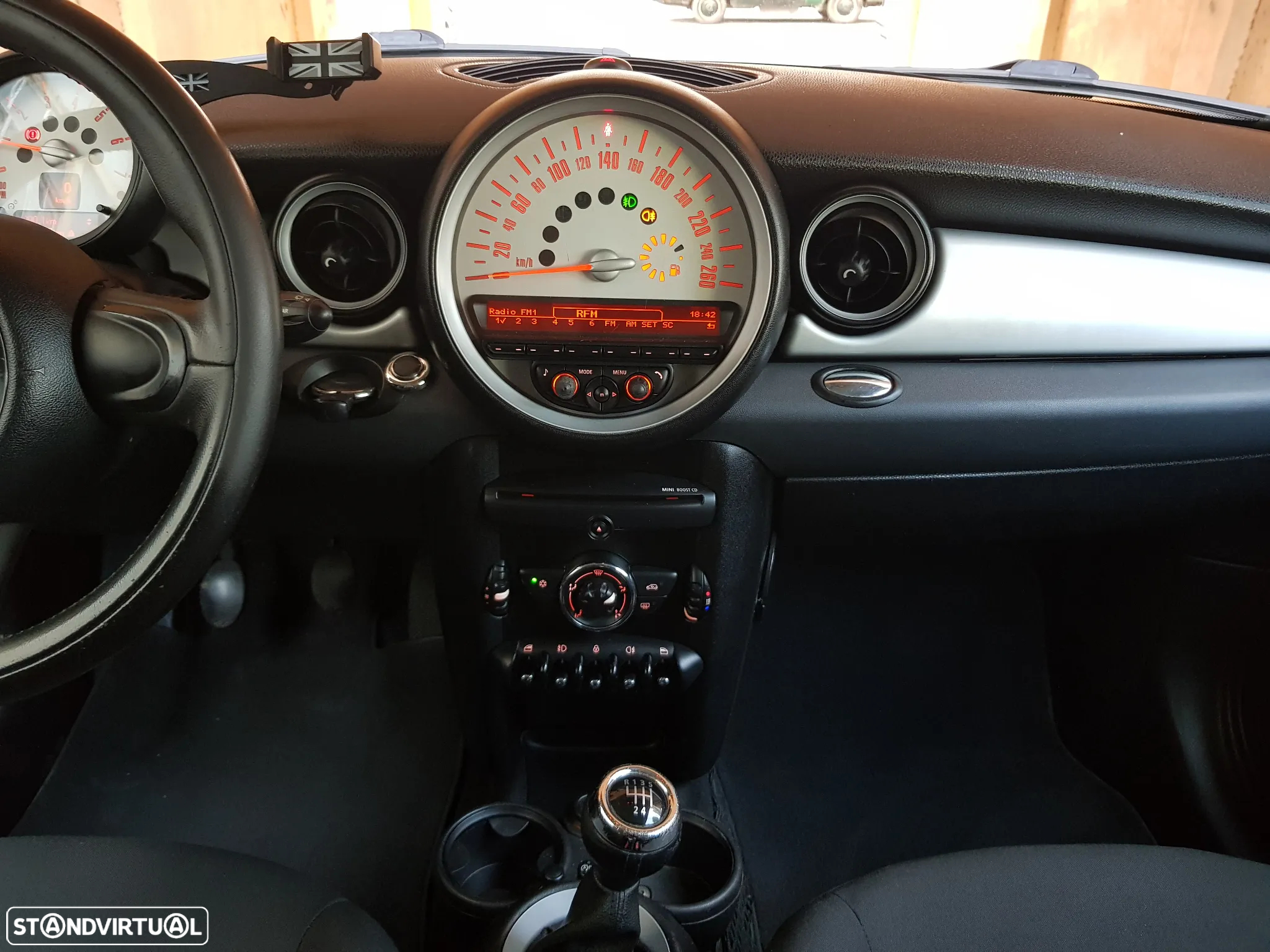 MINI 3 Portas One D - 16