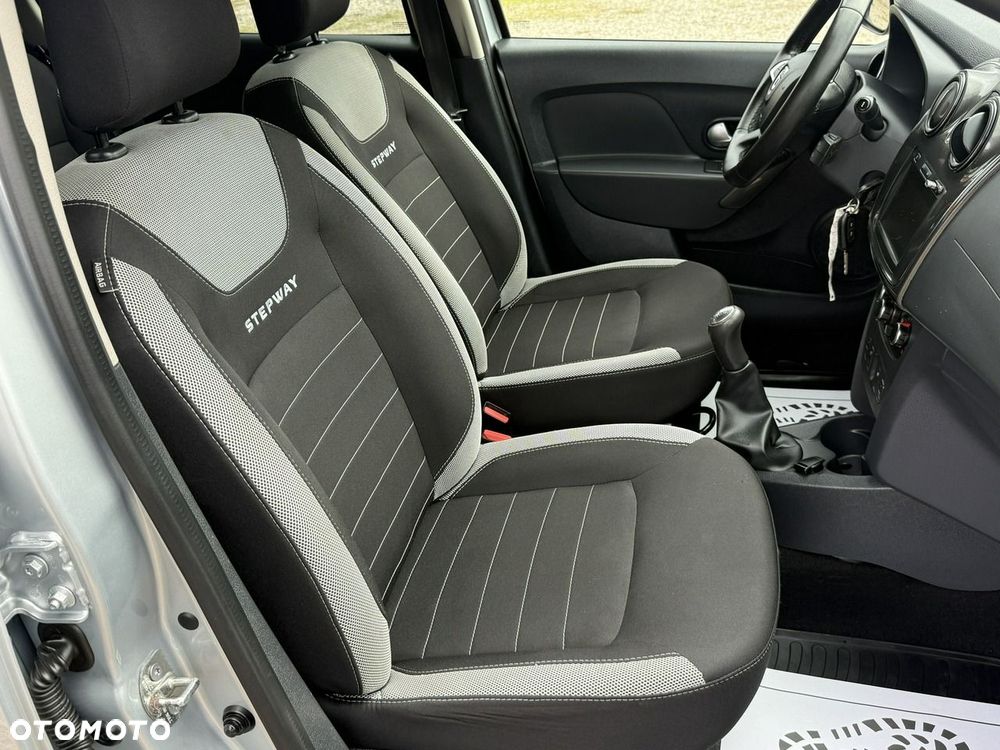 Dacia Logan - 30