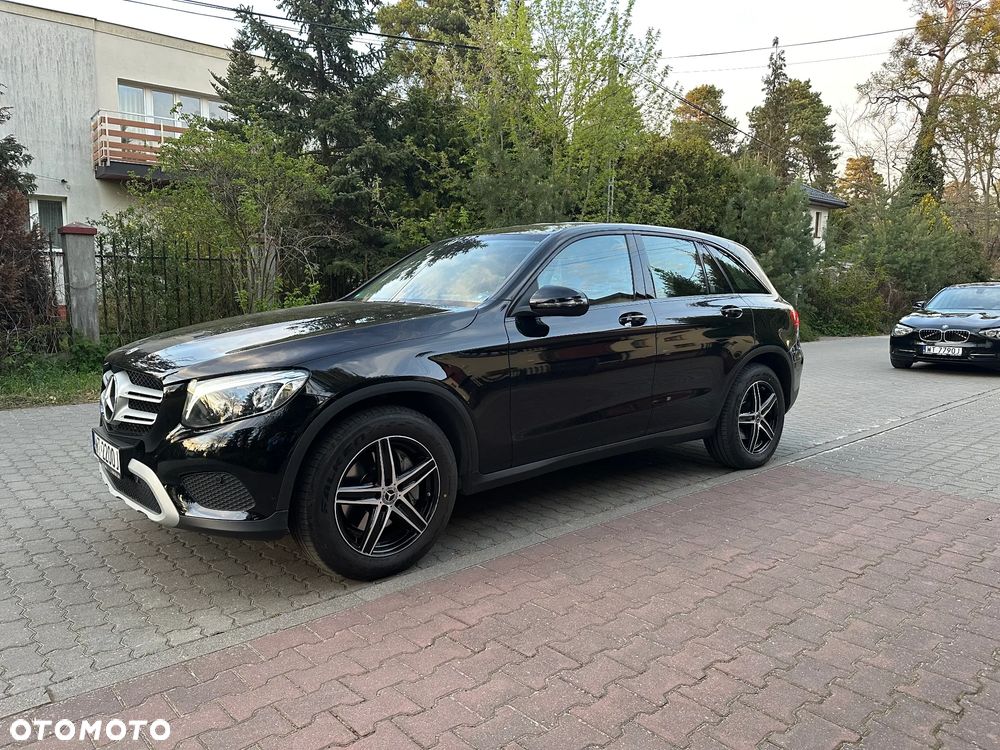 Mercedes-Benz GLC 250 4Matic 9G-TRONIC Exclusive - 2