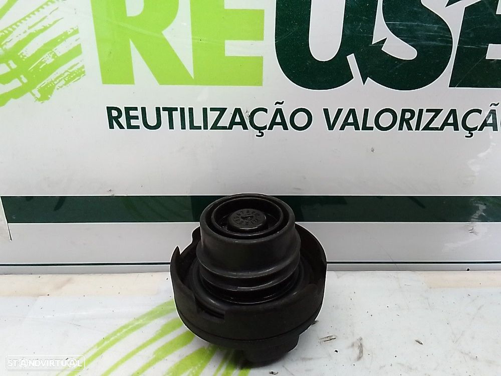 Tampa Enchimento Depósito Combustivel Volkswagen Polo (9N_) - 2