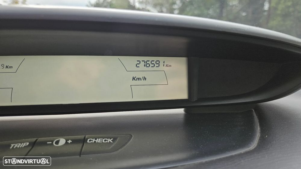 Citroën C4 1.6 HDi 110 VTR Pack - 10