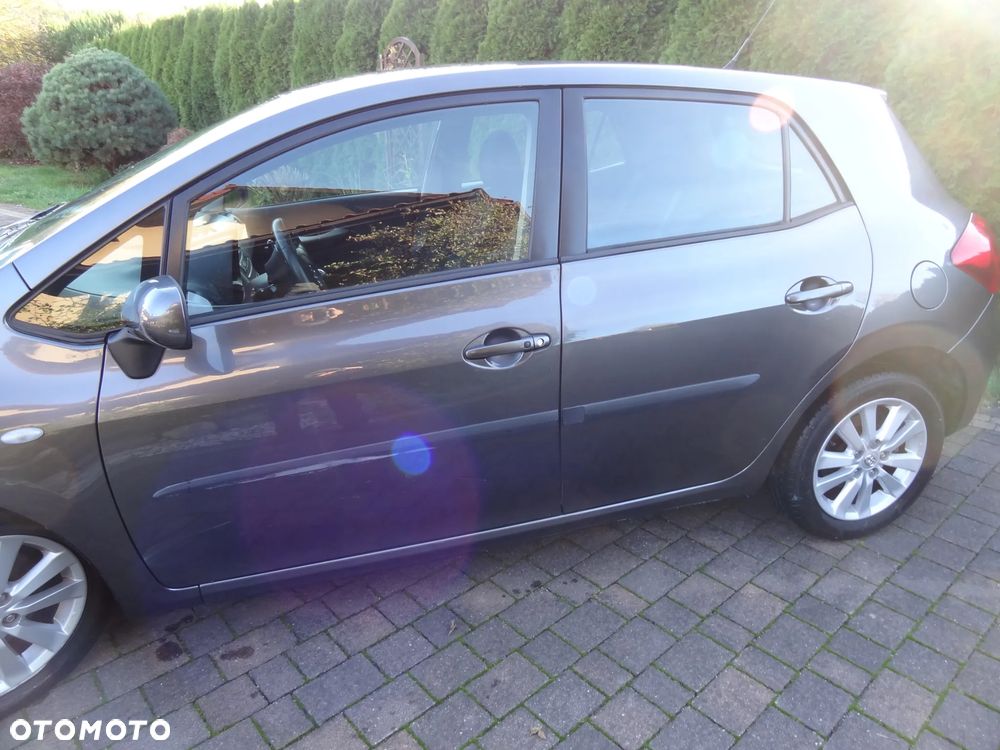 Toyota Auris 2.0 D-4D - 6