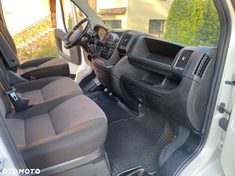 Citroën JUMPER L3H2, brygadowy, 6-osobowy, zakupiony w salonie w Rzeszowie - 14