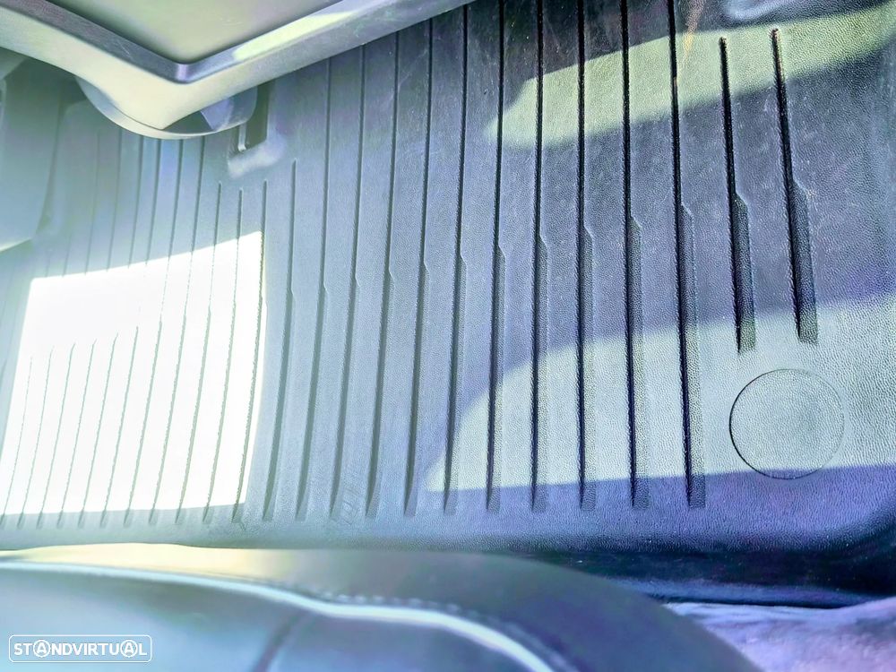 Tesla Model 3 Standard Range Plus RWD - 27