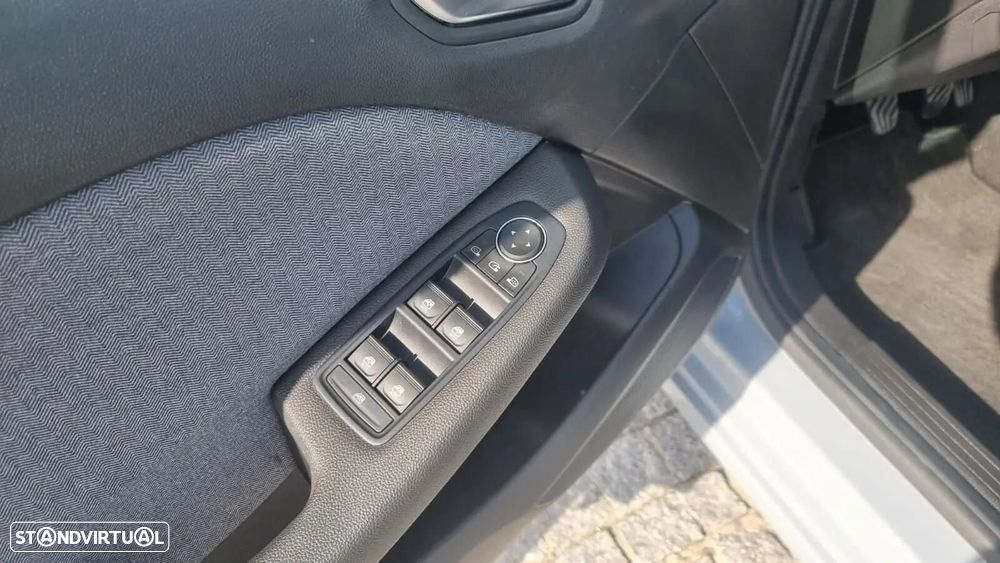 Renault Clio - 16