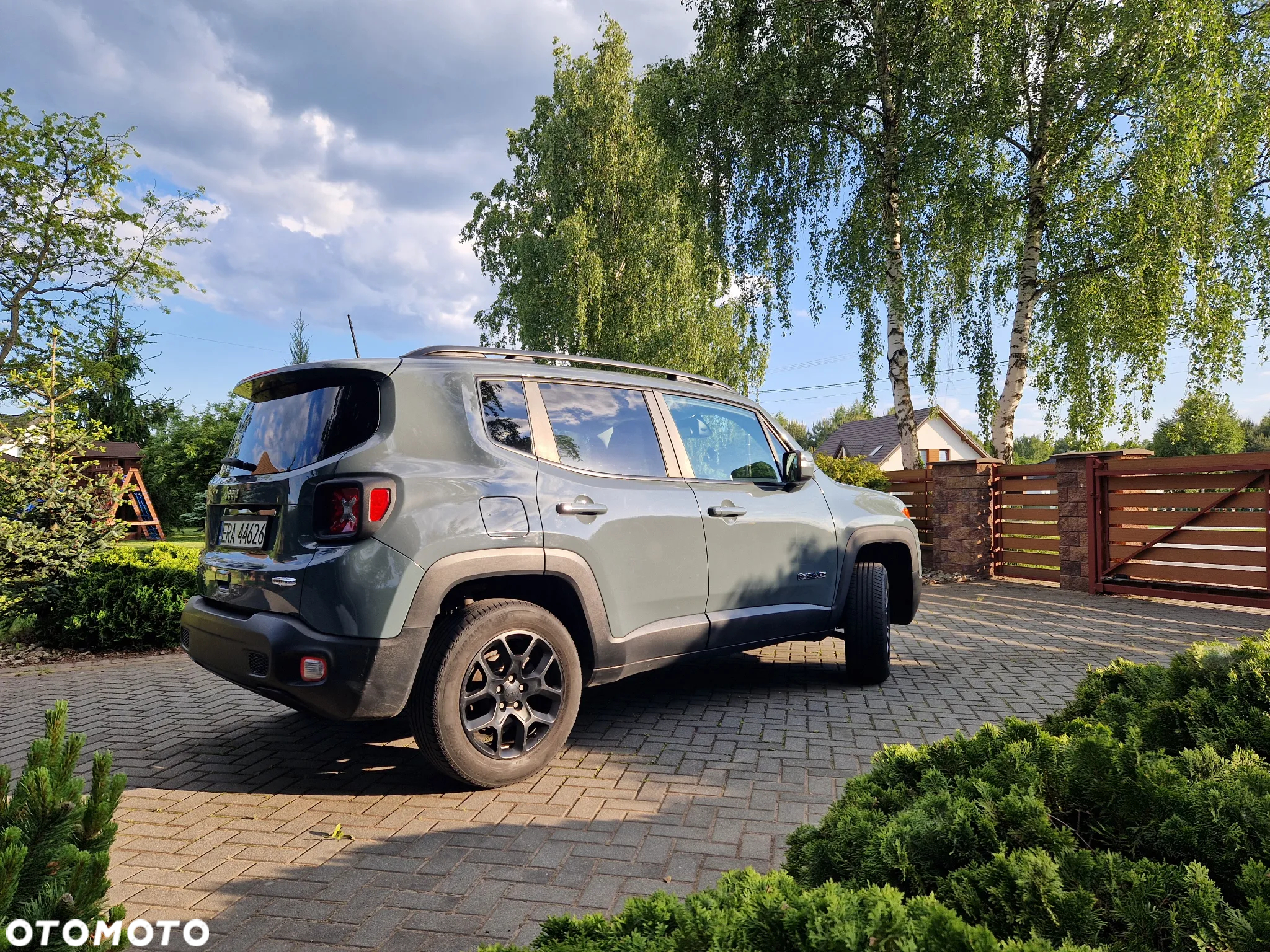 Jeep Renegade - 8