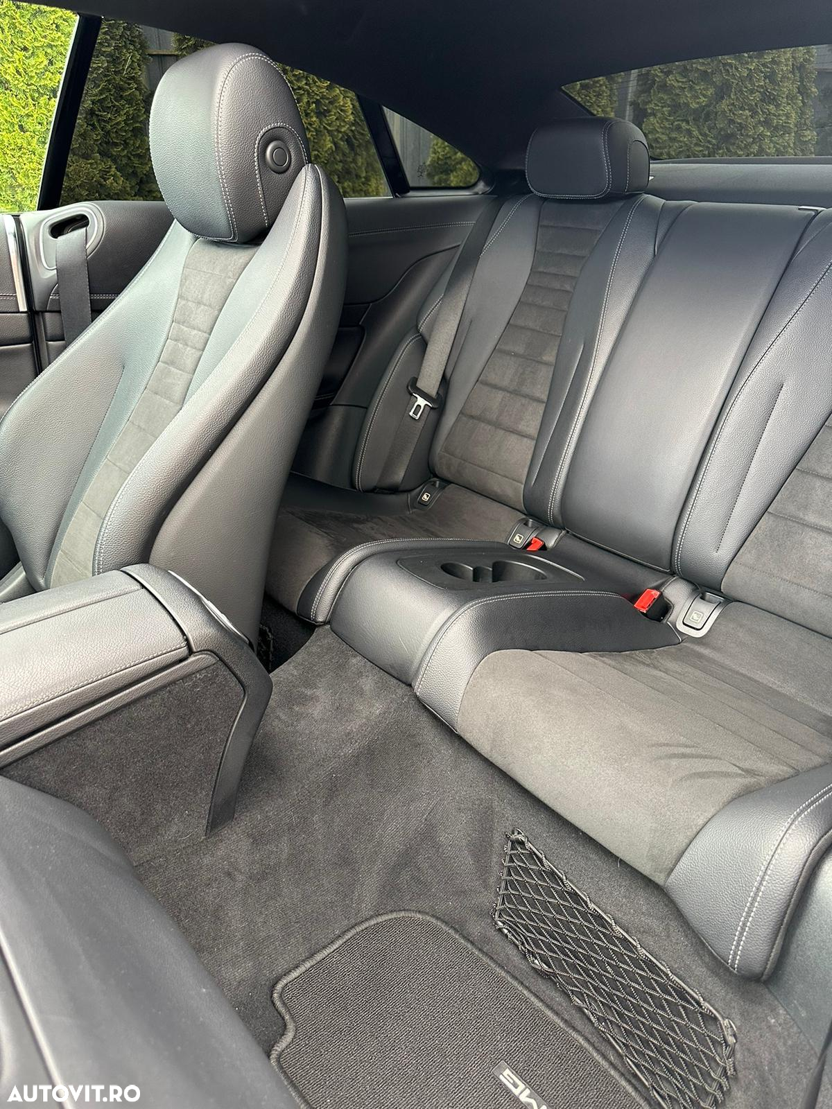 Mercedes-Benz E 220 d Coupe Aut. - 13