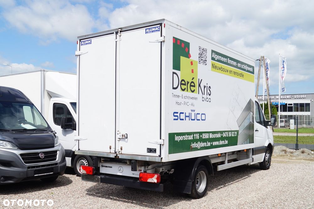 Mercedes-Benz Sprinter - 9