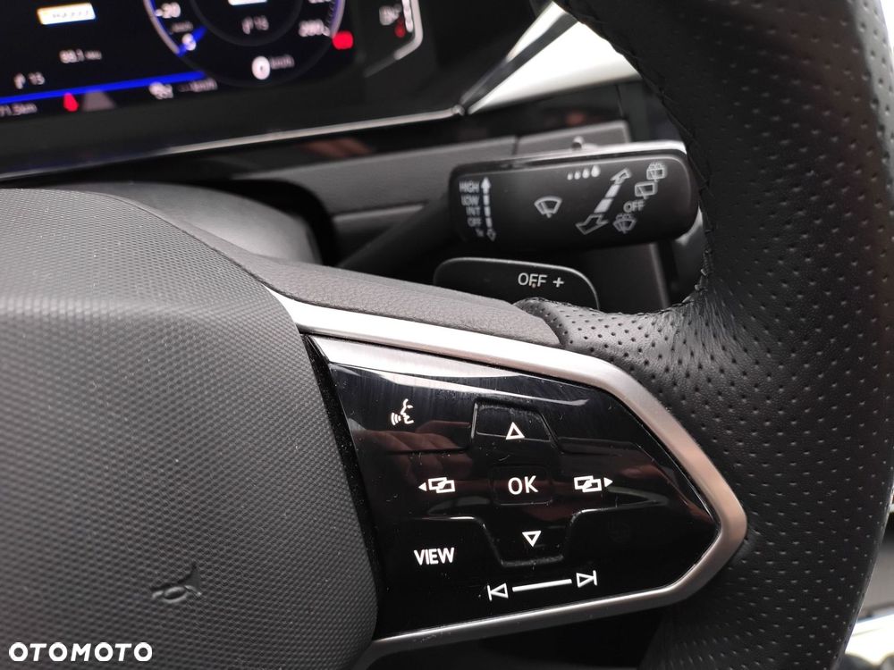 Volkswagen Arteon 2.0 TDI R-Line DSG - 23