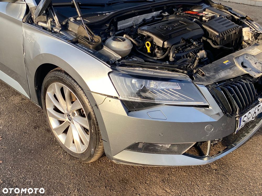 Skoda Superb 2.0 TSI L&K DSG - 4