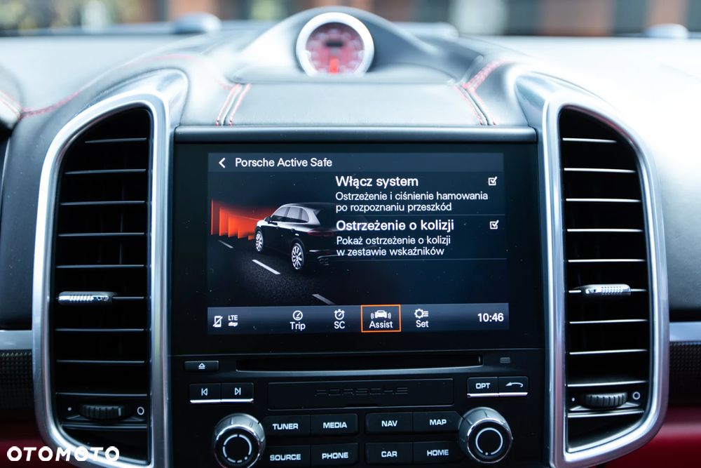 Porsche Cayenne Turbo S - 37