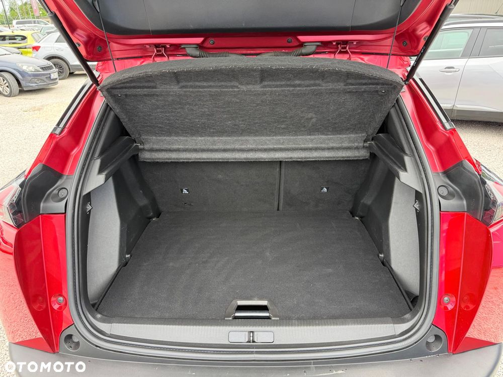 Peugeot 2008 1.5 BlueHDi Allure S&S EAT8 - 27