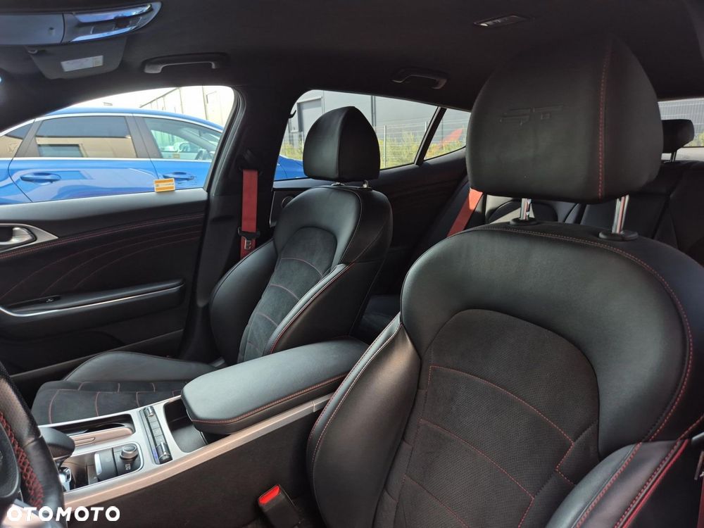 Kia Stinger 3.3 T-GDI V6 GT Prestige Line AWD - 12