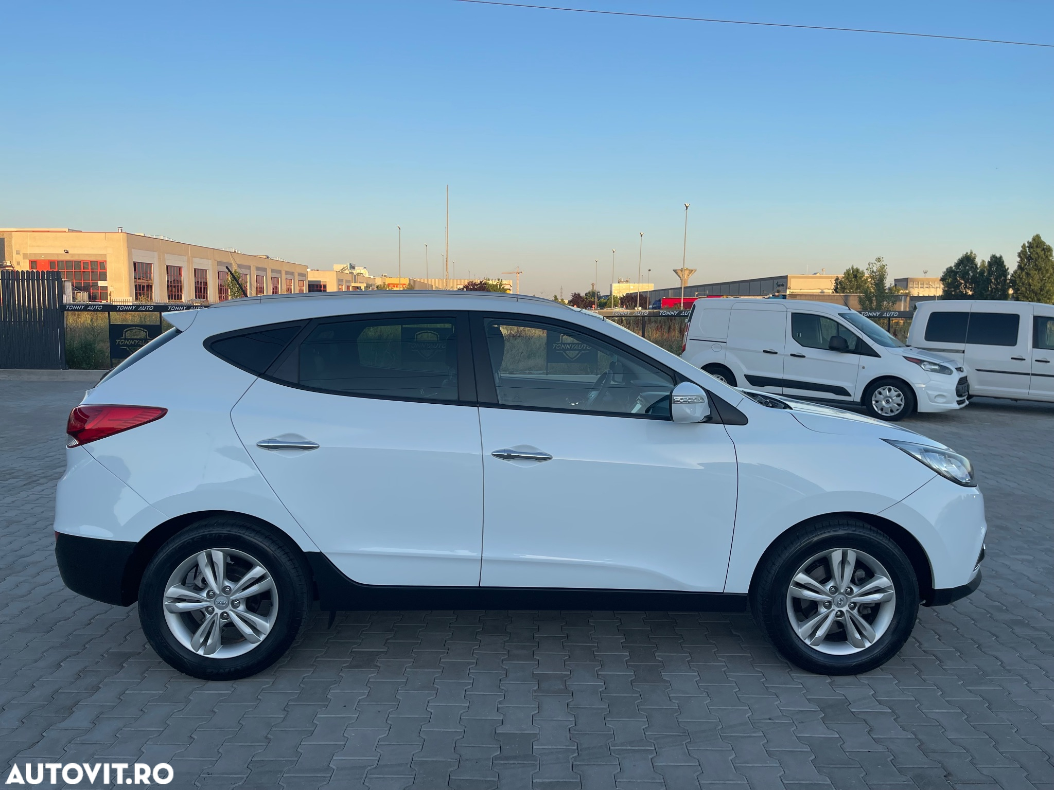 Hyundai ix35 1.7 CRDI 2WD blue Comfort - 5