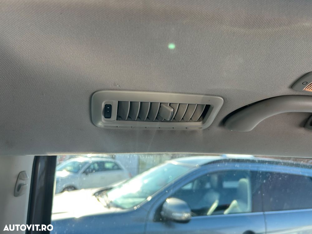 Volkswagen Sharan 2.0 TDI DSG Blue Motion Style - 21