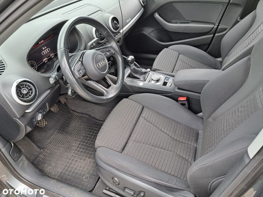 Audi A3 Sportback 30 TDI design - 9
