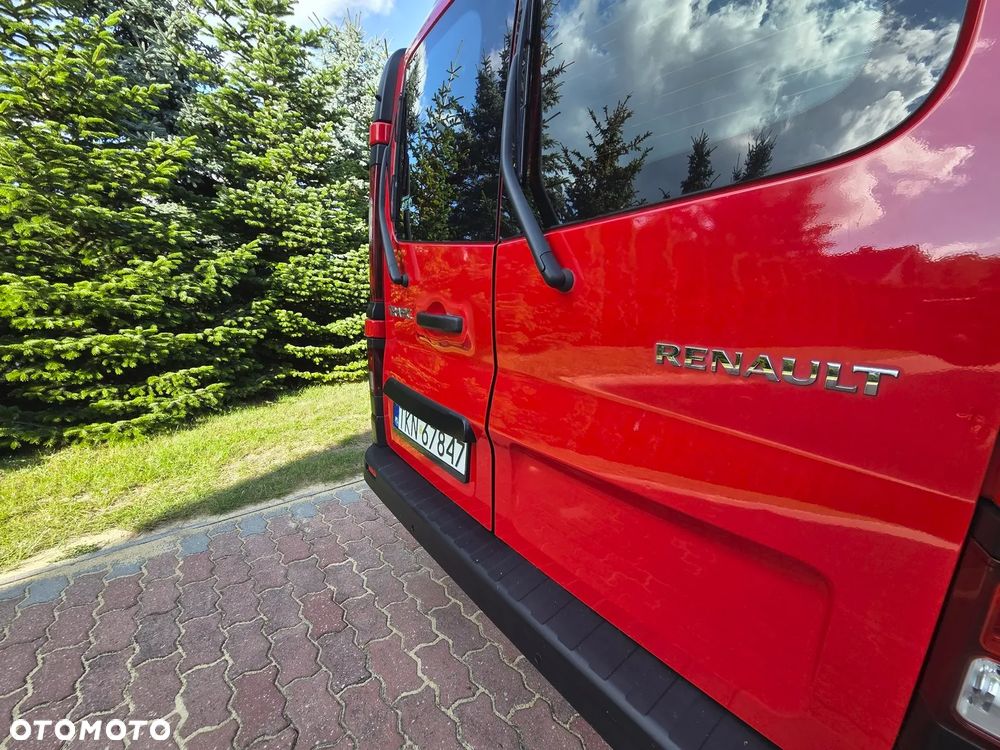 Renault Trafic - 16