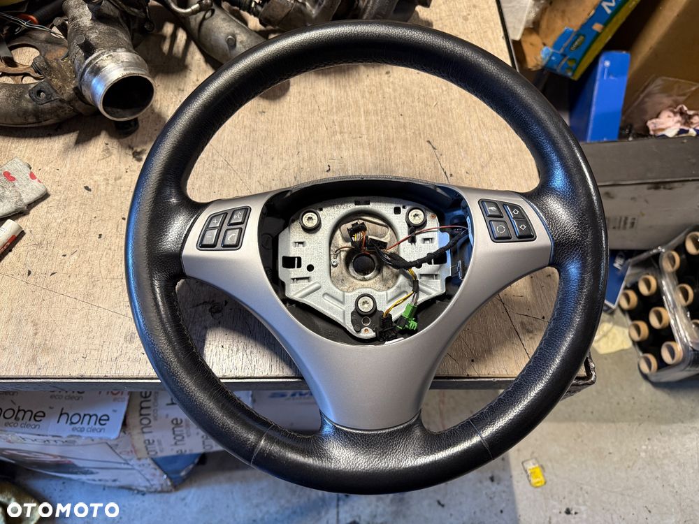 Kierownica e87 e81 e82 e88 ładna multifukcja oryginalna