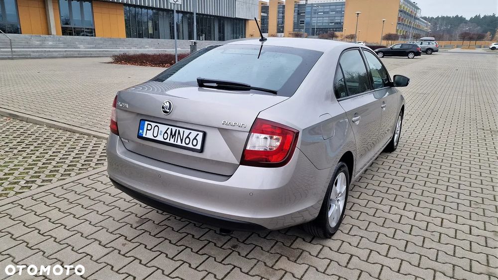 Skoda RAPID Spb 1.0 TSI Style - 3