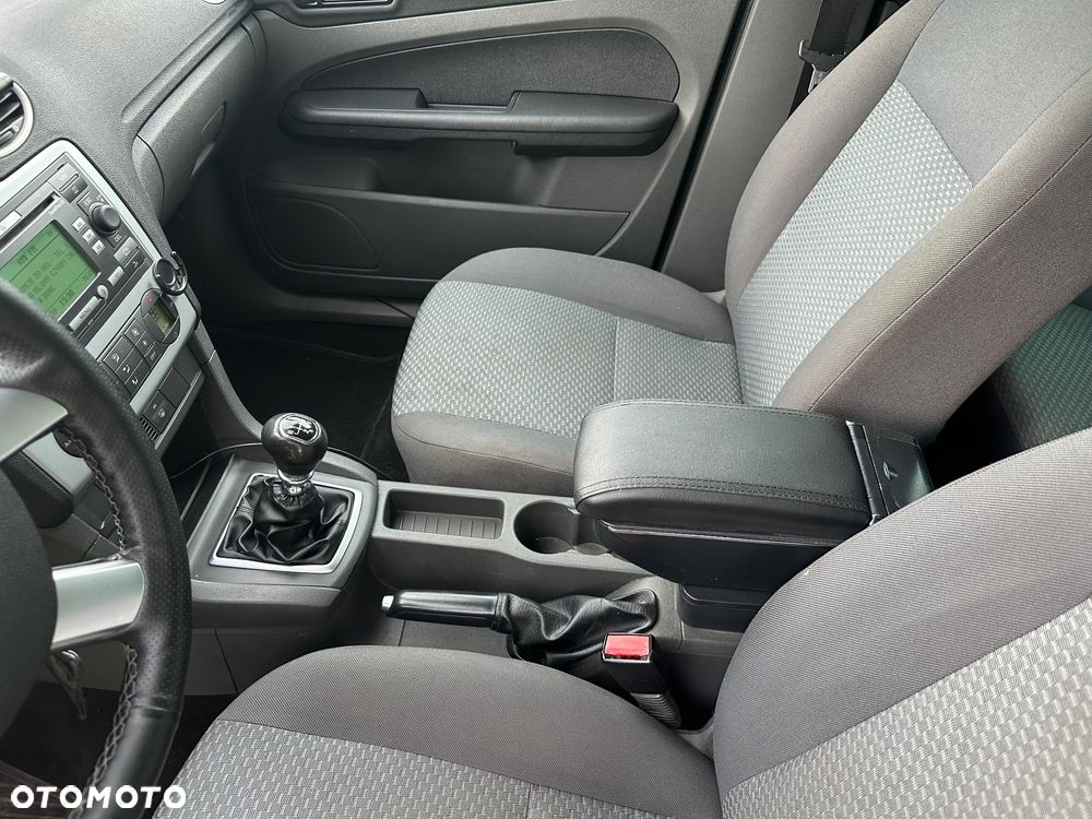 Ford Focus - 12