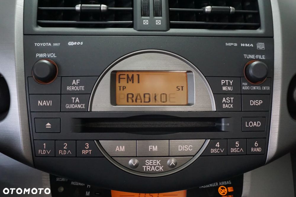 Toyota RAV4 2.2 D-4D 4x4 - 31