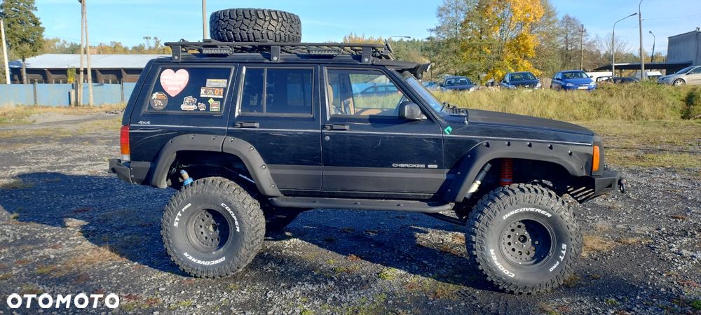 Jeep Cherokee 4.0 Limited - 13