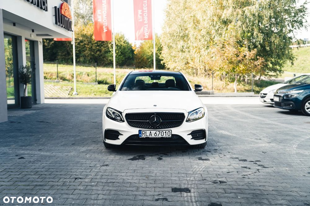 Mercedes-Benz Klasa E 220 d 4-Matic 9G-TRONIC - 2