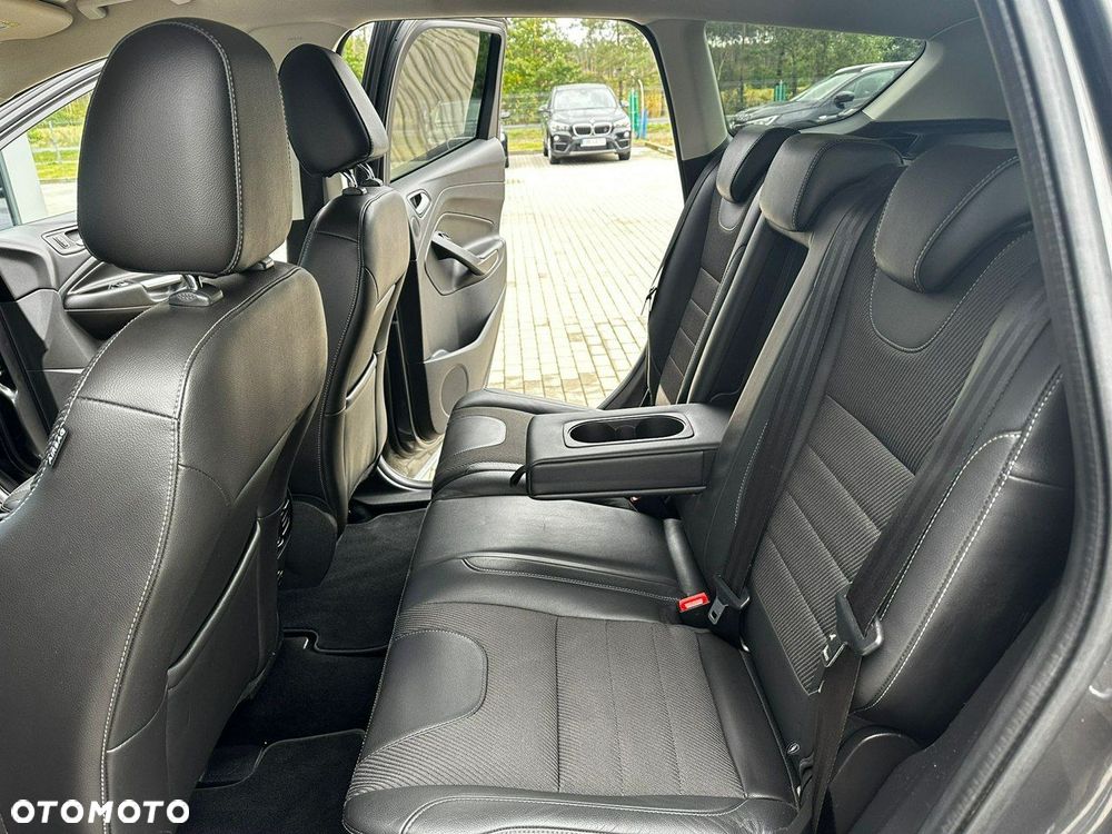 Ford Kuga 2.0 TDCi 4WD Titanium - 16