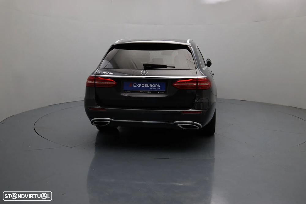 Mercedes-Benz E 300 de Avantgarde - 6