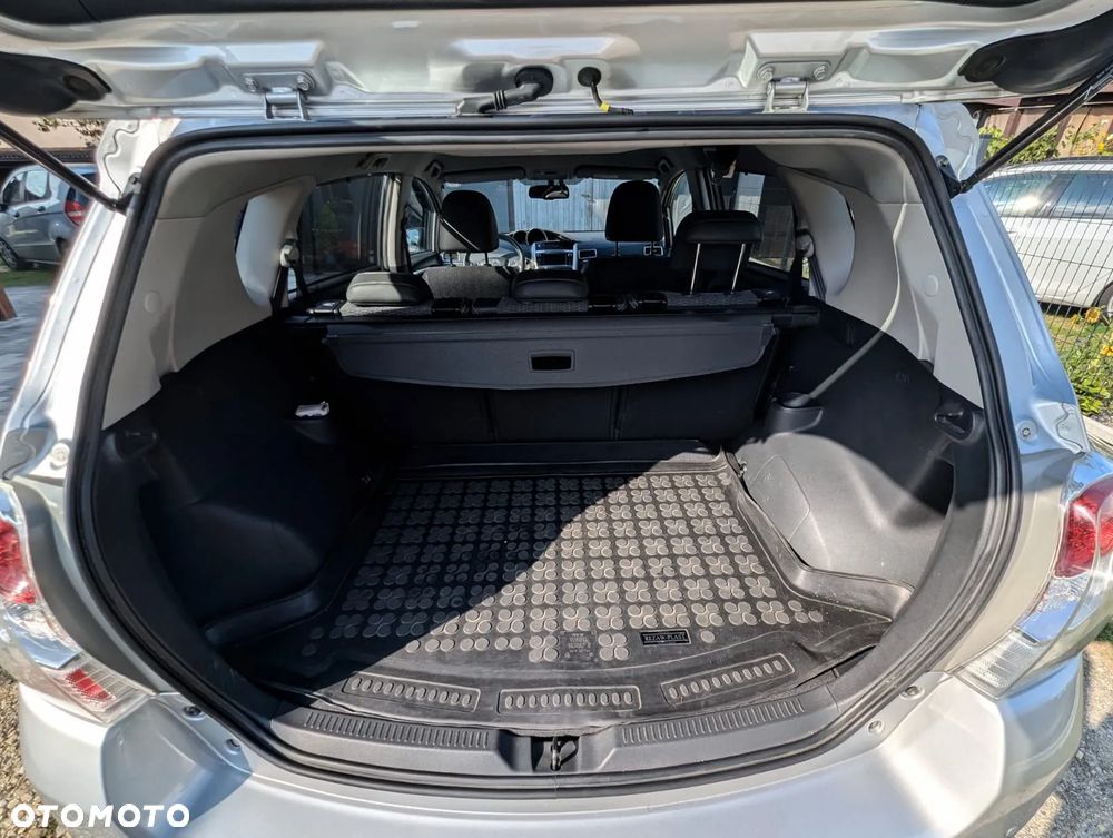 Toyota Verso 2.2 D-CAT Prestige - 10