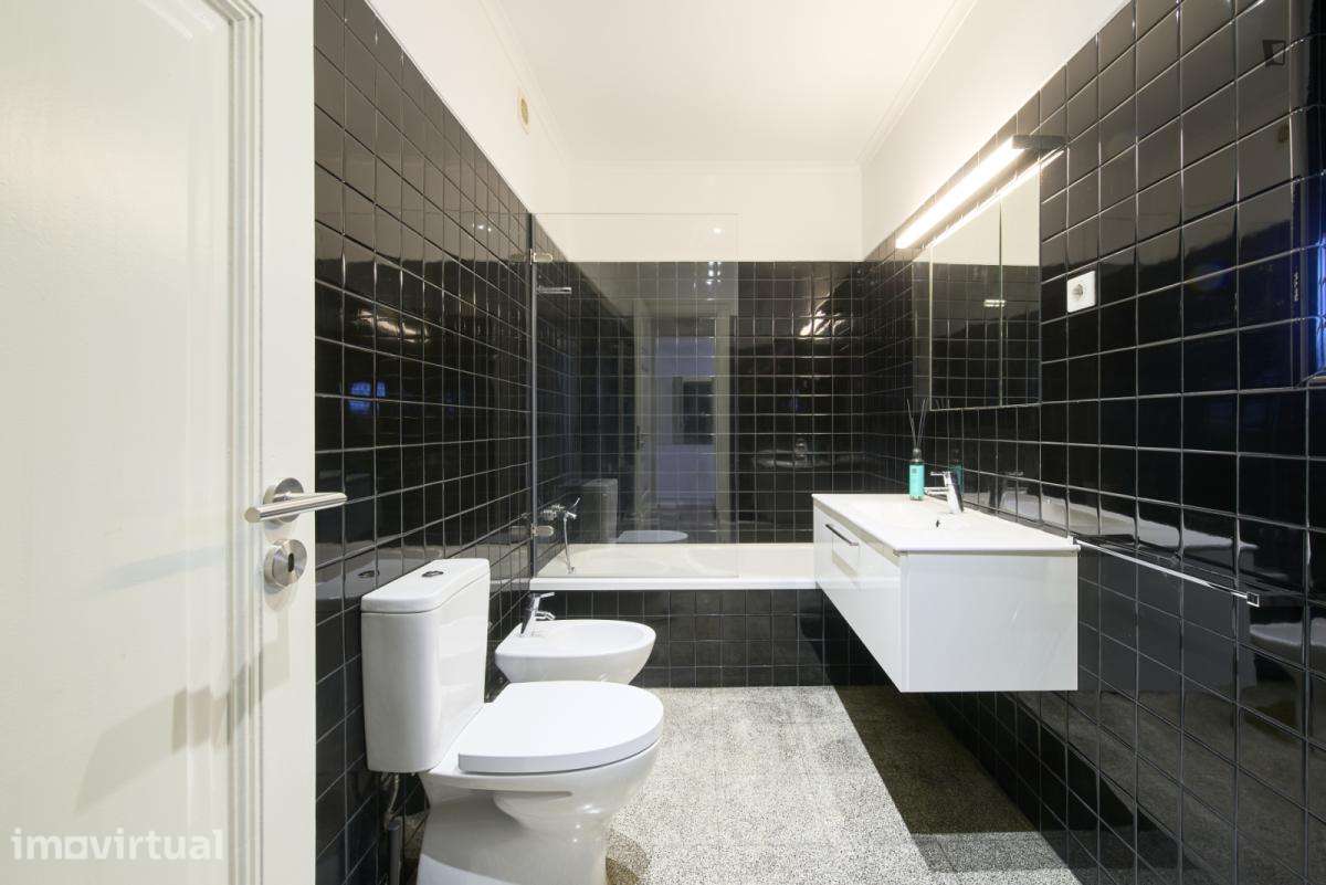 Quarto - localizado em Entrecampos Lisbon - Grande imagem: 3/51