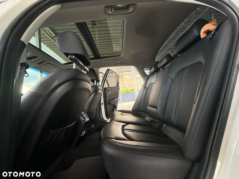 Kia Optima 1.7 CRDI XL DCT - 25