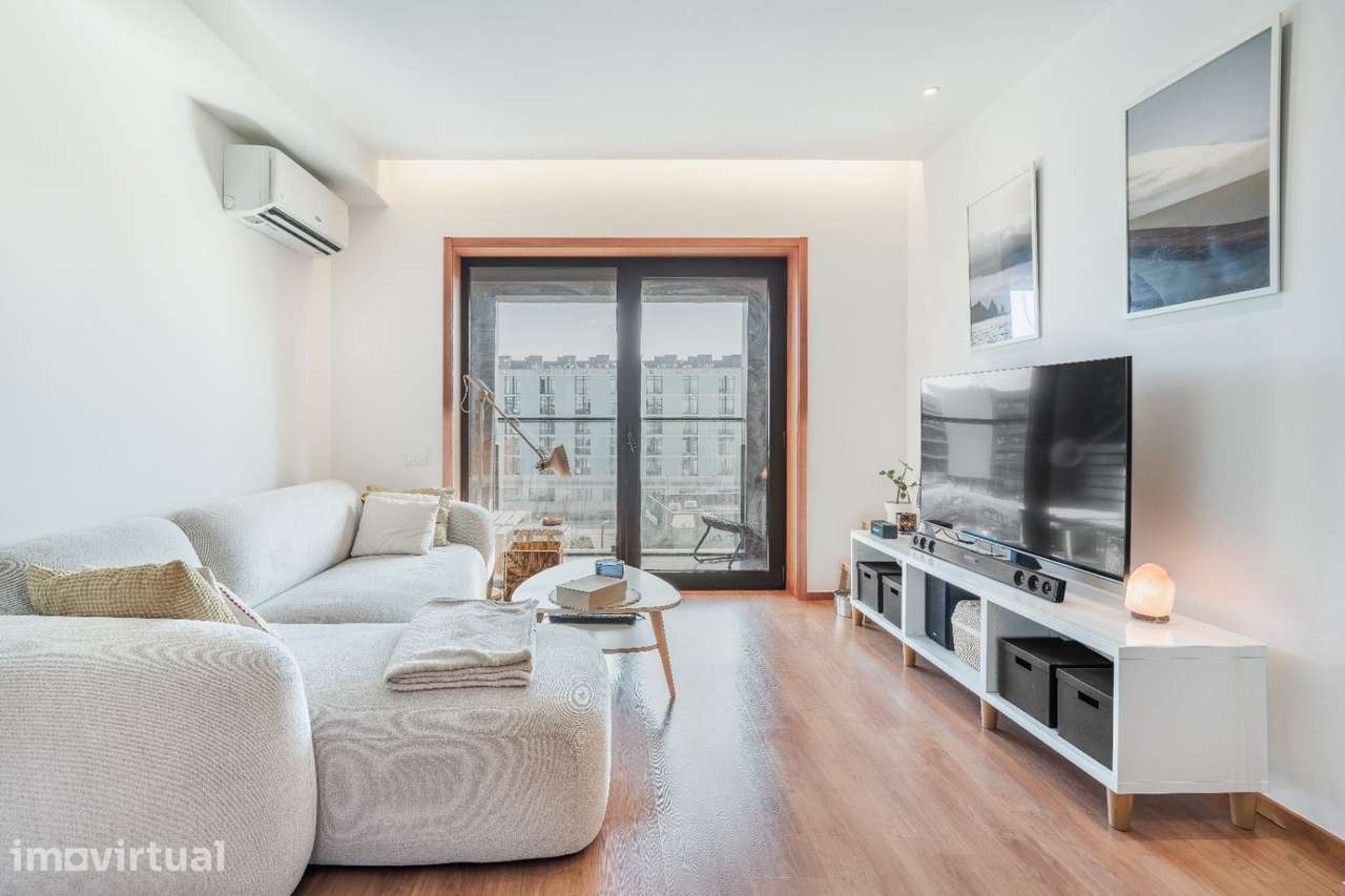 Apartamento T2 junto ao Hospital São Jõao - Grande imagem: 5/30