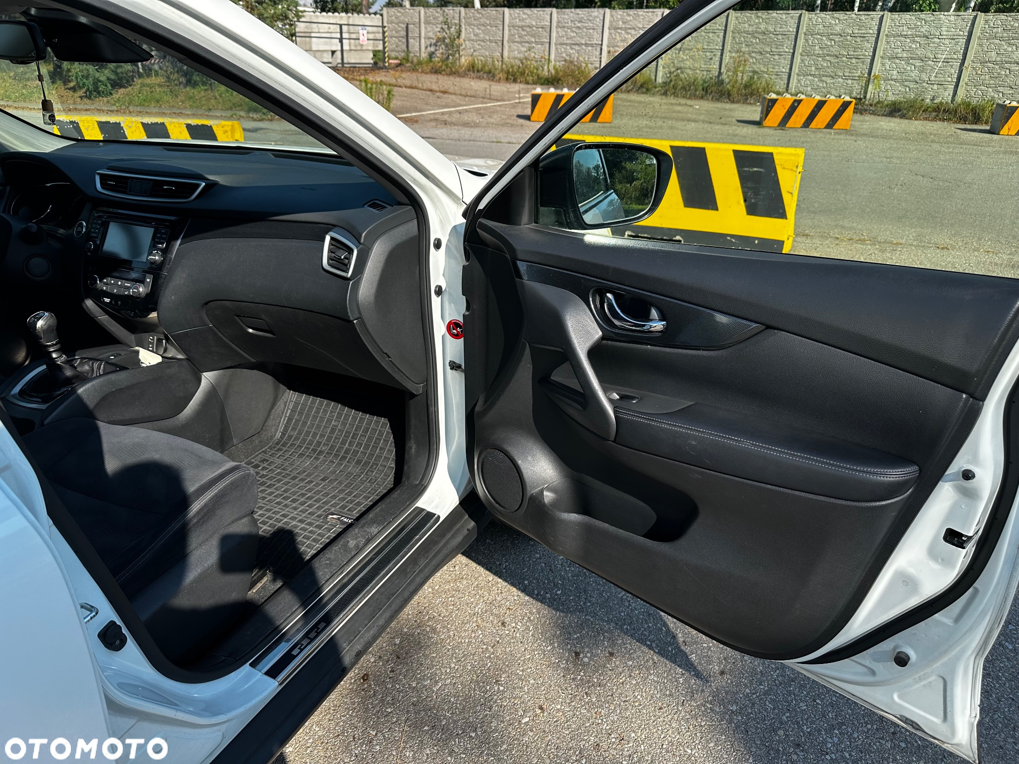 Nissan X-Trail - 16