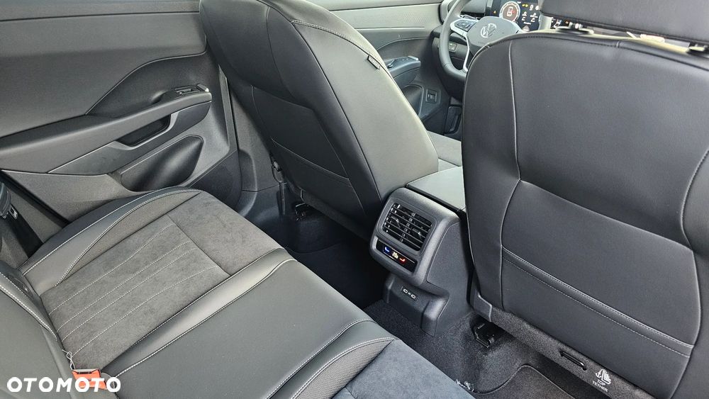 Volkswagen T-Roc - 19