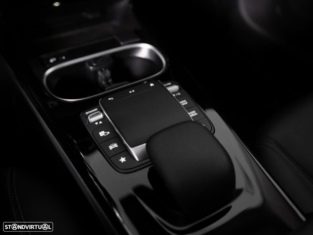 Mercedes-Benz CLA 250 e Shooting Brake Progressive - 24