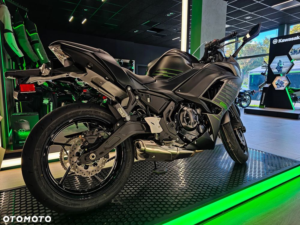 Kawasaki Ninja - 6