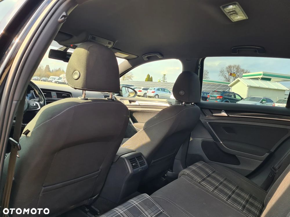Volkswagen Golf GTD 2.0 TDI SCR DSG - 29