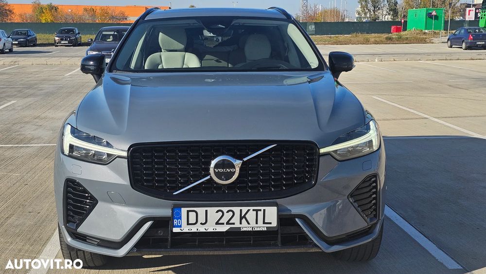 Volvo XC 60 Recharge T8 AWD AT Ultimate Dark - 1