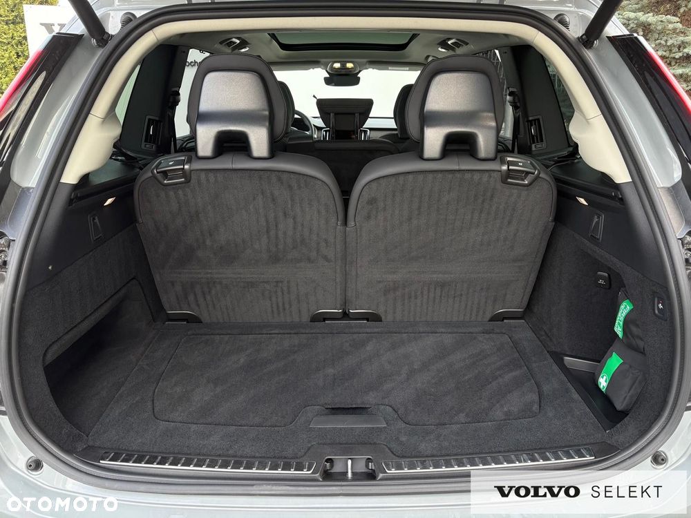 Volvo XC 90 - 16