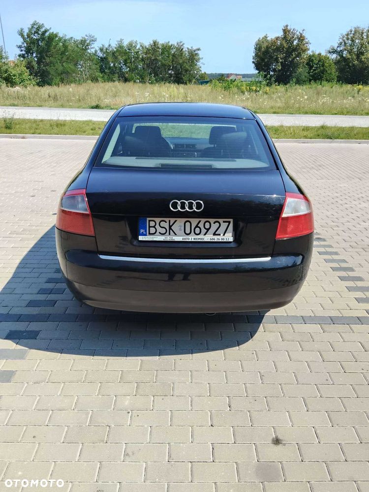 Audi A4 Limousine - 2